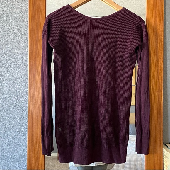 Lululemon The Sweater Life Waffle Knit V-Neck, size 4 - Picture 3 of 8